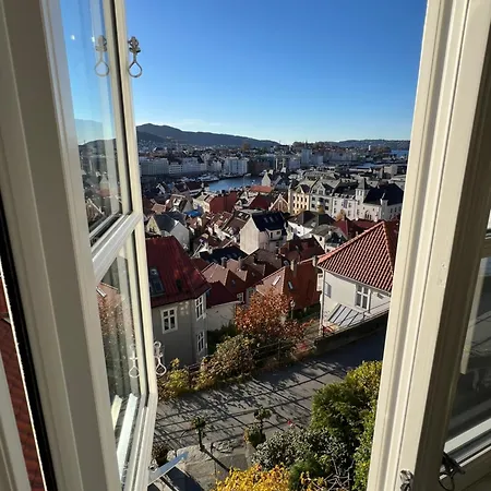 Vakn Opp Til Fantastisk Utsikt Lägenhet Bergen