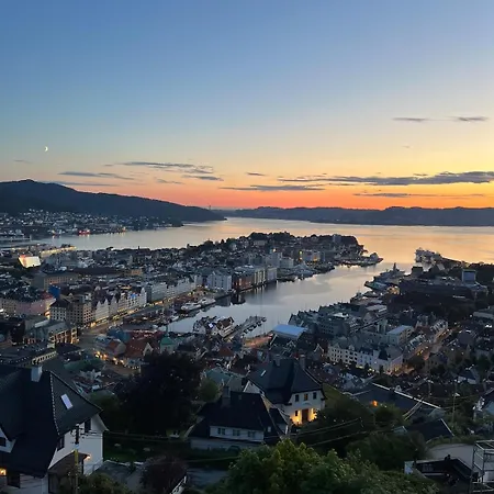 Apartment Vakn Opp Til Fantastisk Utsikt *