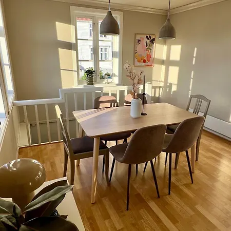 Vakn Opp Til Fantastisk Utsikt *