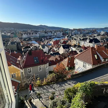 Vakn Opp Til Fantastisk Utsikt *